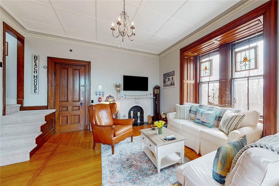 50 Old Beach Road, Unit 6 Newport, RI 02840 - Photo 8 of 20 Gallery Image 8
