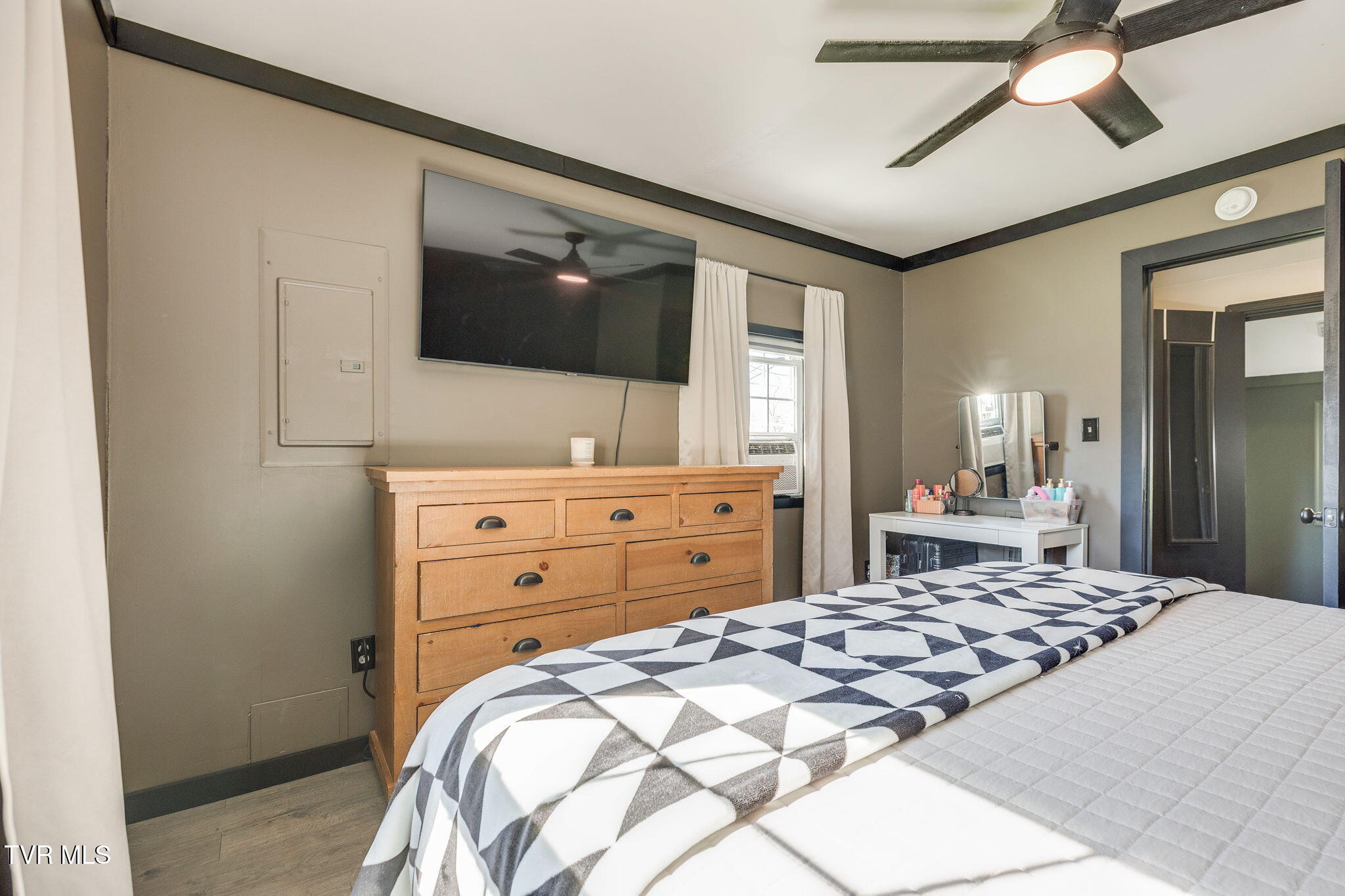 2537 Rye Cove Memorial Road Duffield, VA 24244 - Photo 17 of 25 017
