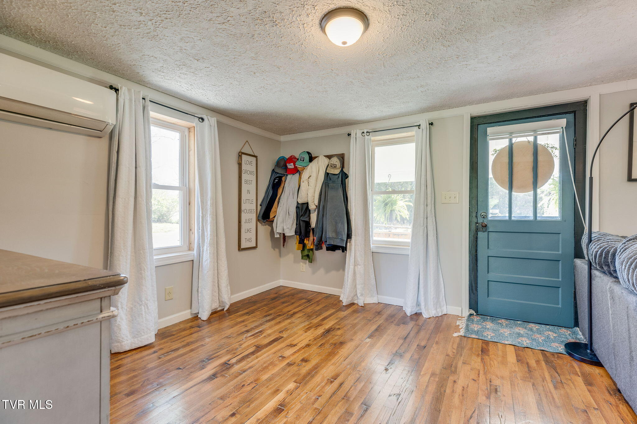 2537 Rye Cove Memorial Road Duffield, VA 24244 - Photo 6 of 25 006