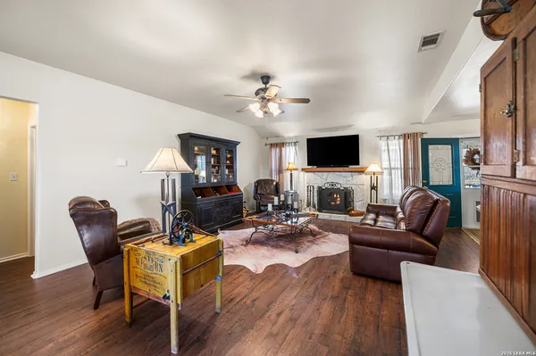 $699,000 | 7914 Knowlton Road, San Antonio, TX 78263