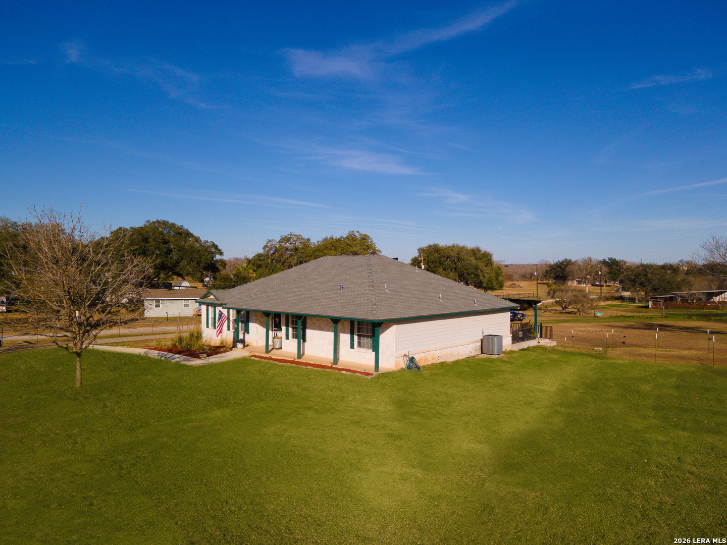 7914 Knowlton Road San Antonio, TX 78263 - Photo 5 of 50