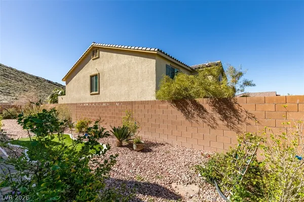 $5,994 | 12351 Champions Tour Drive, Las Vegas, NV 89141