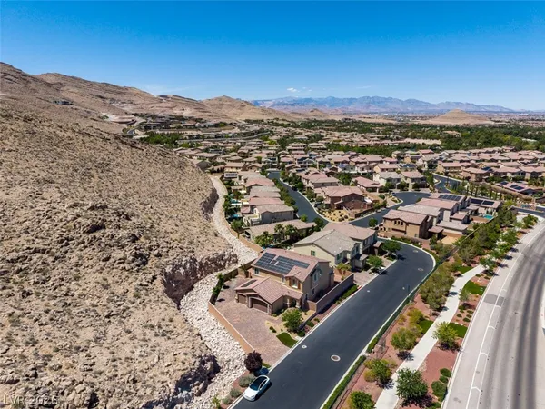 $4,589 | 12351 Champions Tour Drive, Las Vegas, NV 89141