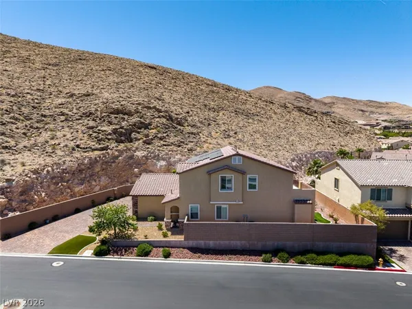 $4,589 | 12351 Champions Tour Drive, Las Vegas, NV 89141