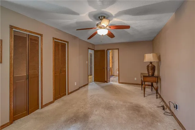 $344,900 | 1010 East 34th Street, Baxter Springs, KS 66713