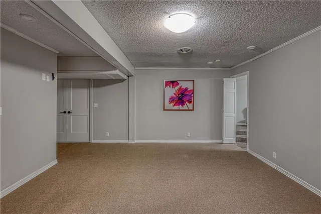 $344,900 | 1010 East 34th Street, Baxter Springs, KS 66713