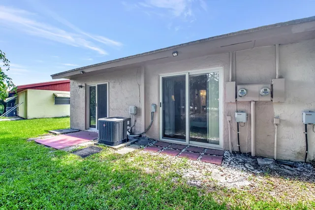 $258,000 | 14195 Campanelli Drive, Delray Beach, FL 33484