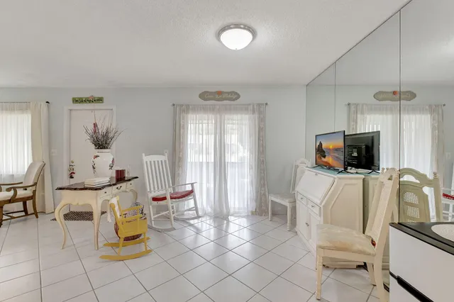 $258,000 | 14195 Campanelli Drive, Delray Beach, FL 33484