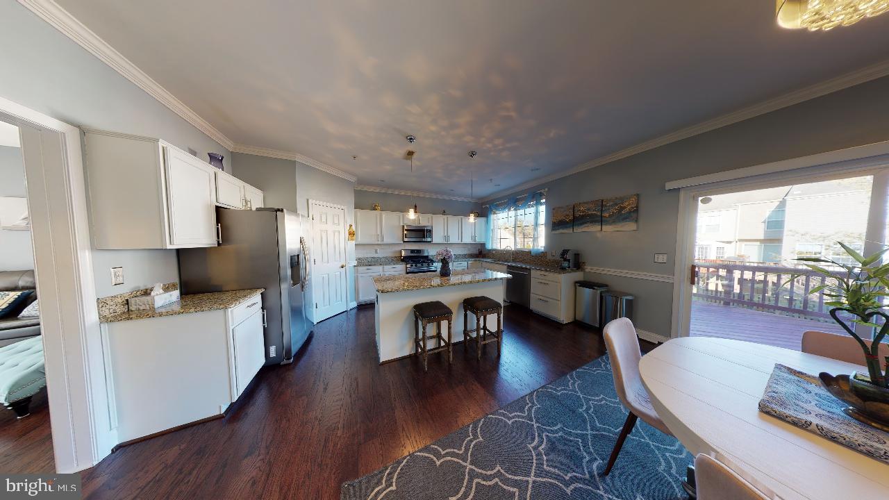 8709 Riverscape Court Odenton, MD 21113 - Photo 18 of 65 Kitchen