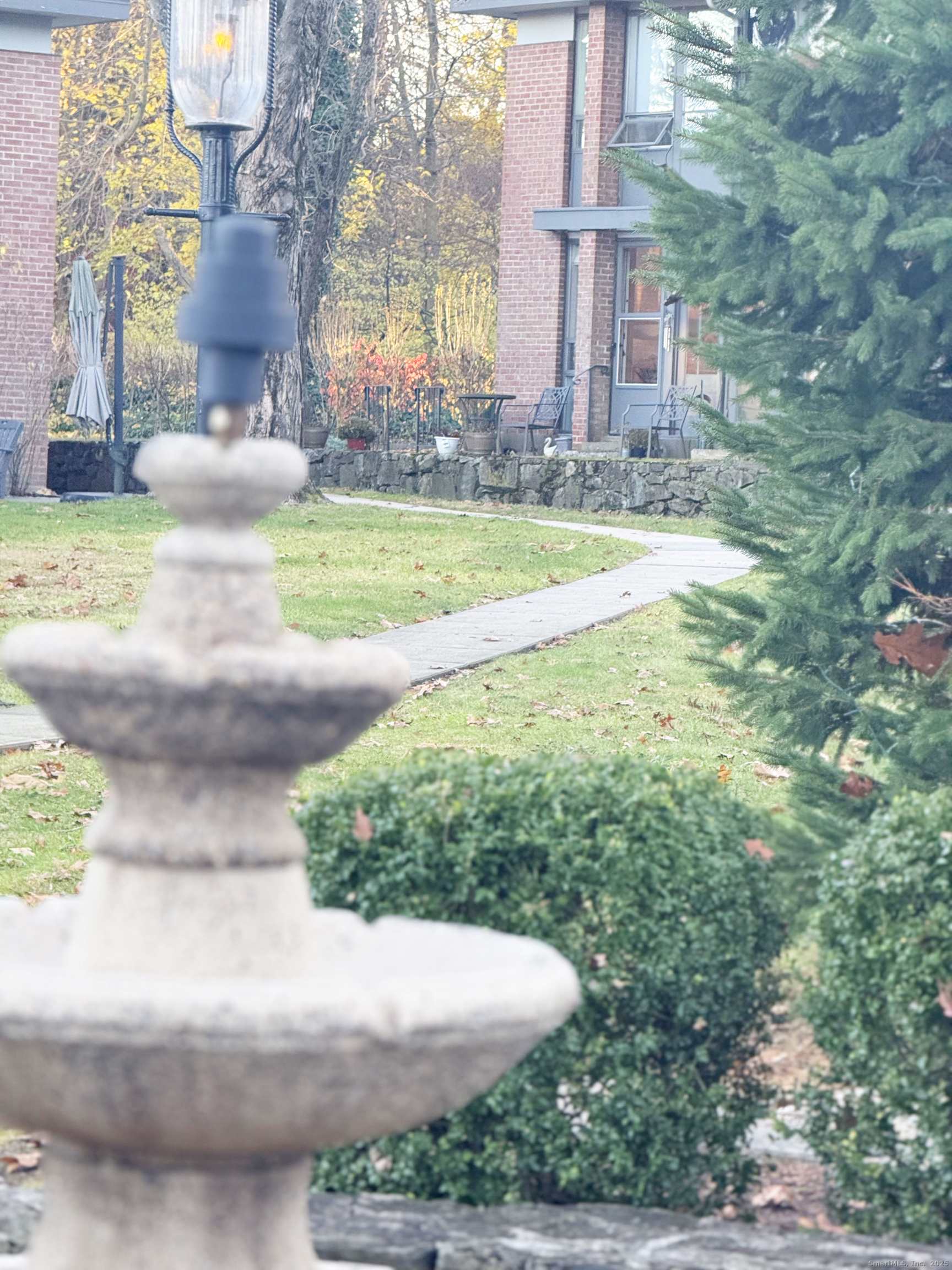 160 Fairfield Woods Road, Unit 35 Fairfield, CT 06825 - Photo 18 of 20