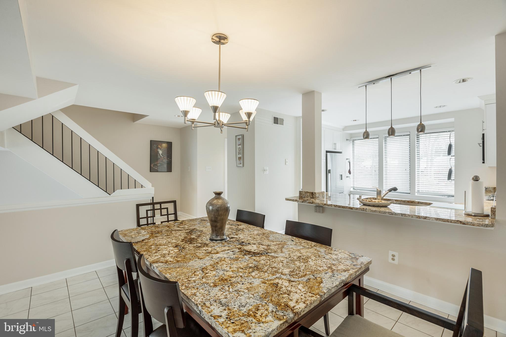 11030 Thrush Ridge Road Reston, VA 20191 - Photo 10 of 56