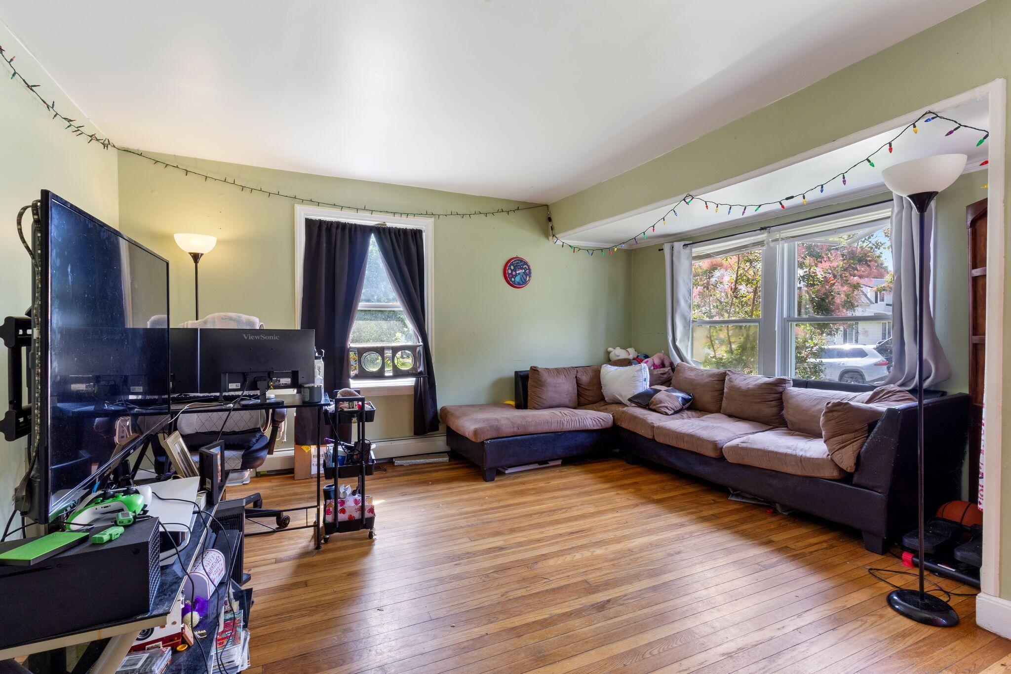 55 High Street Waterville, ME 04901 - Photo 11 of 31 Family Room