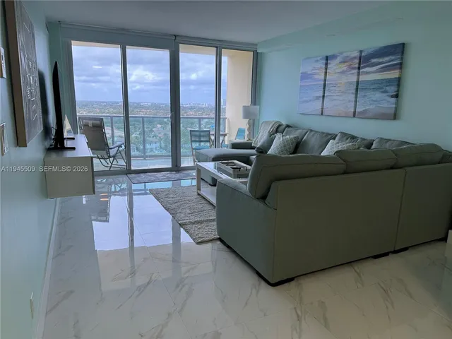 $575,000 | 2501 South Ocean Drive, Unit 1530, Hollywood, FL 33019