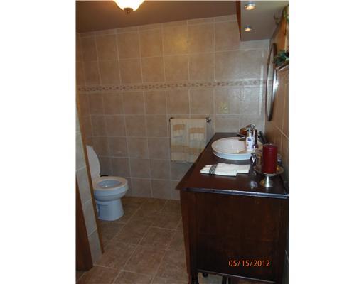 2139 Old 422 Summit Butler, PA 16002 - Photo 17 of 18 Full Bath. Basement full bathroom