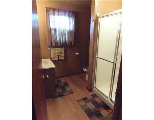 2139 Old 422 Summit Butler, PA 16002 - Photo 10 of 18 Full Bath.