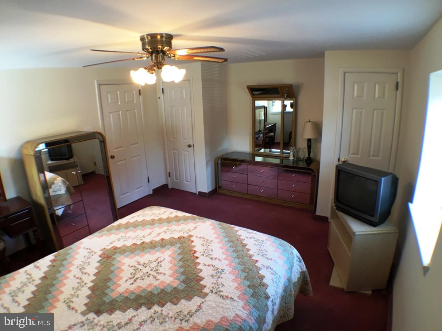 2802 Shipley Road Philadelphia, PA 19152 - Photo 9 of 21 Gallery Image 9