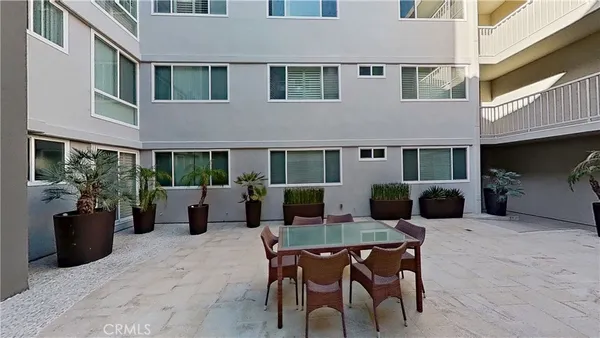 $5,600 | 310 Fernando Street, Unit 105, Newport Beach, CA 92661