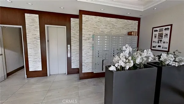 $5,600 | 310 Fernando Street, Unit 105, Newport Beach, CA 92661