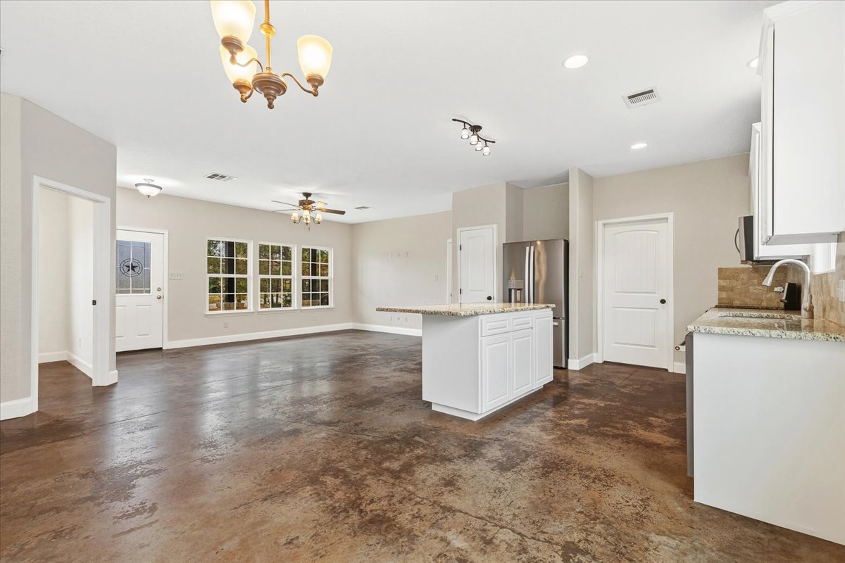 207 Cardinal Loop Paige, TX 78659 - Photo 7 of 39