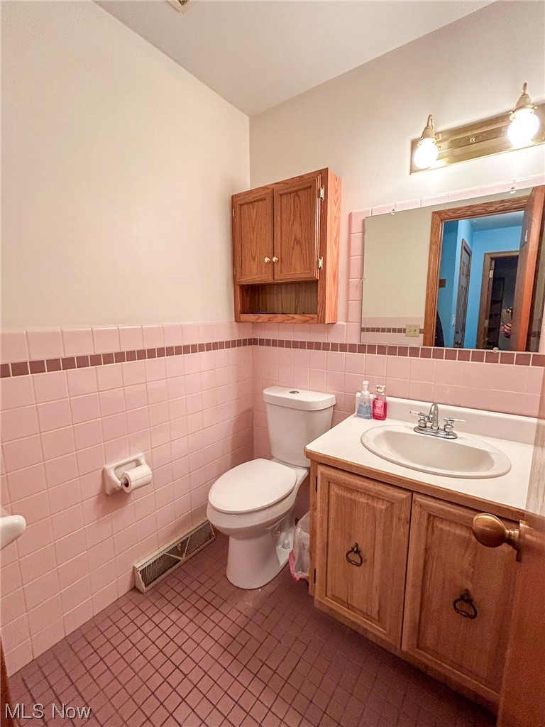 3055 South Raccoon Road Youngstown, OH 44511 - Photo 14 of 29 Gallery Image 14