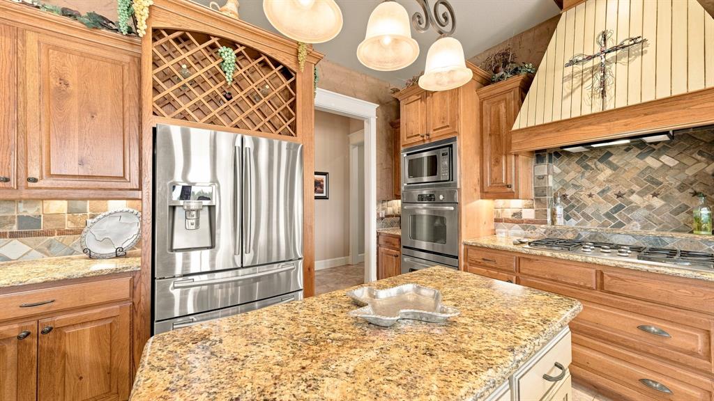 11918 Riek Road Krum, TX 76249 - Photo 16 of 39 Gallery Image 16