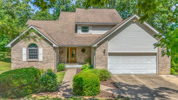 $415,000 | 14798 North Serenity Lane, Mount Vernon, IL 62864