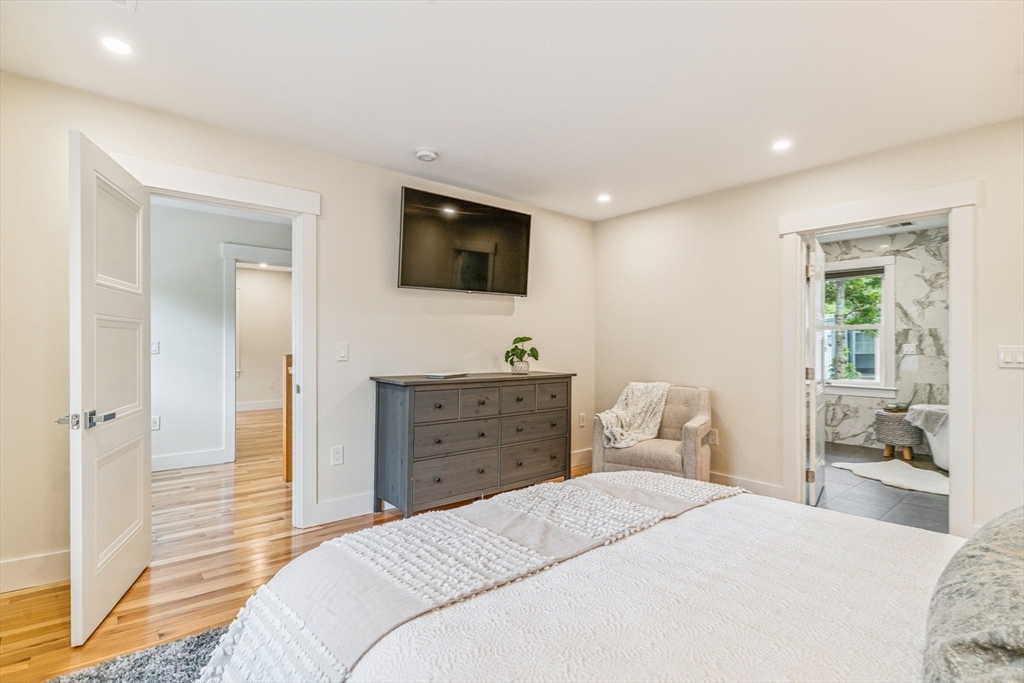 12 Garner Street Newton, MA 02459 - Photo 14 of 33 Gallery Image 14