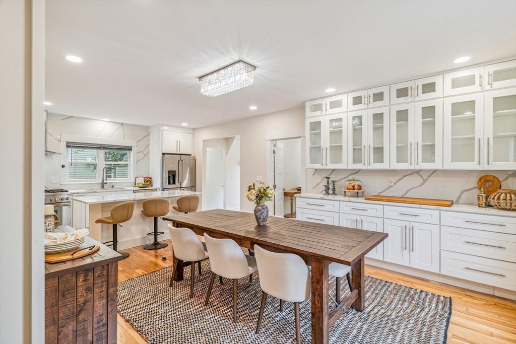 12 Garner Street Newton, MA 02459 - Photo 6 of 33 Gallery Image 6