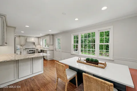 $3,250,000 | 32 Welwyn Road, Riverside, CT 06878