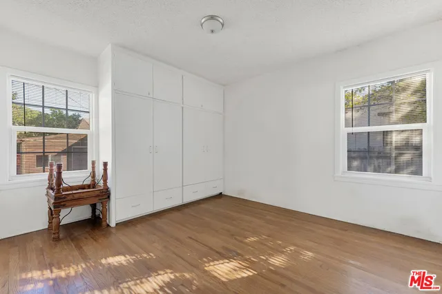 $719,900 | 6506 Babcock Avenue, North Hollywood, CA 91606