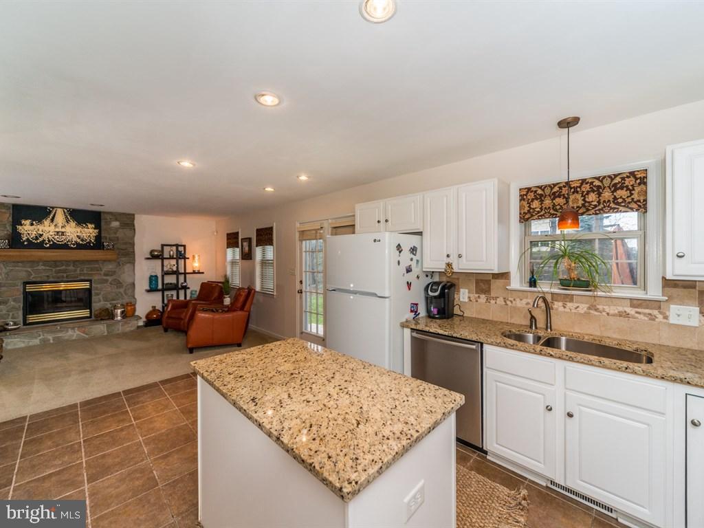 2339 Spring Valley Road Lancaster, PA 17601 - Photo 14 of 28 Gallery Image 14