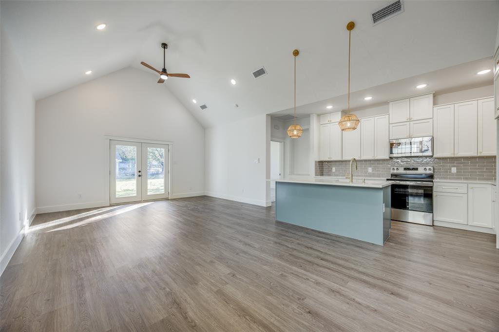 430 West Munson Street Denison, TX 75020 - Photo 7 of 25