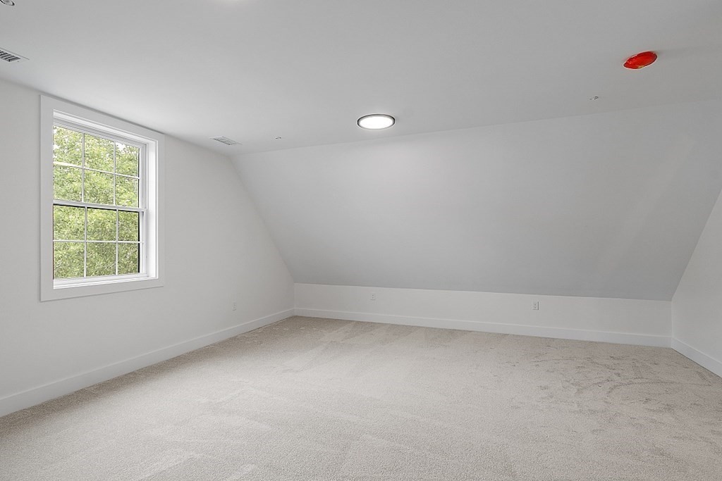 100 Albion Road, Unit 302 Bedford, MA 01730 - Photo 30 of 38 Gallery Image 30