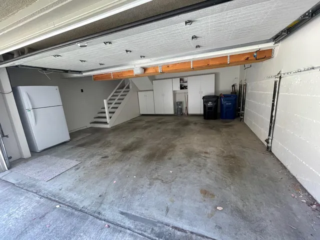 $1,250,000 | 4305 Redwood Avenue, Unit 10, Los Angeles, CA 90292