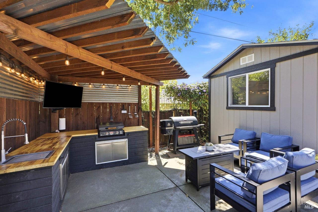 2205 Hillside Drive Santa Rosa, CA 95404 - Photo 27 of 32