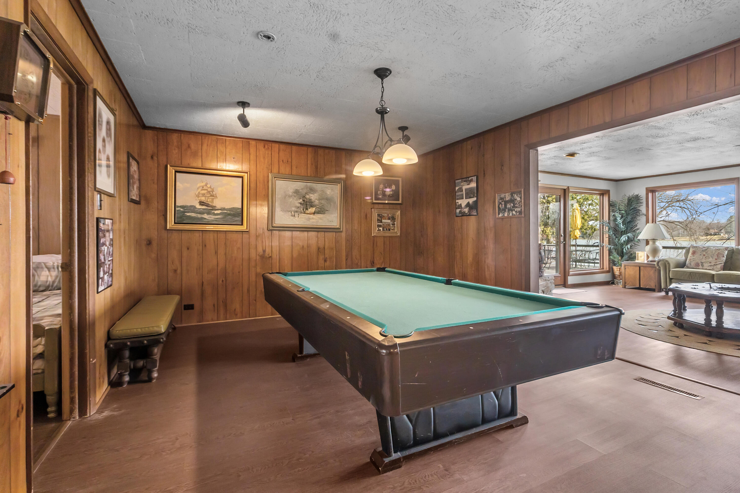 N1140 Tombeau Road Bloomfield, WI 53128 - Photo 20 of 46 Billard room