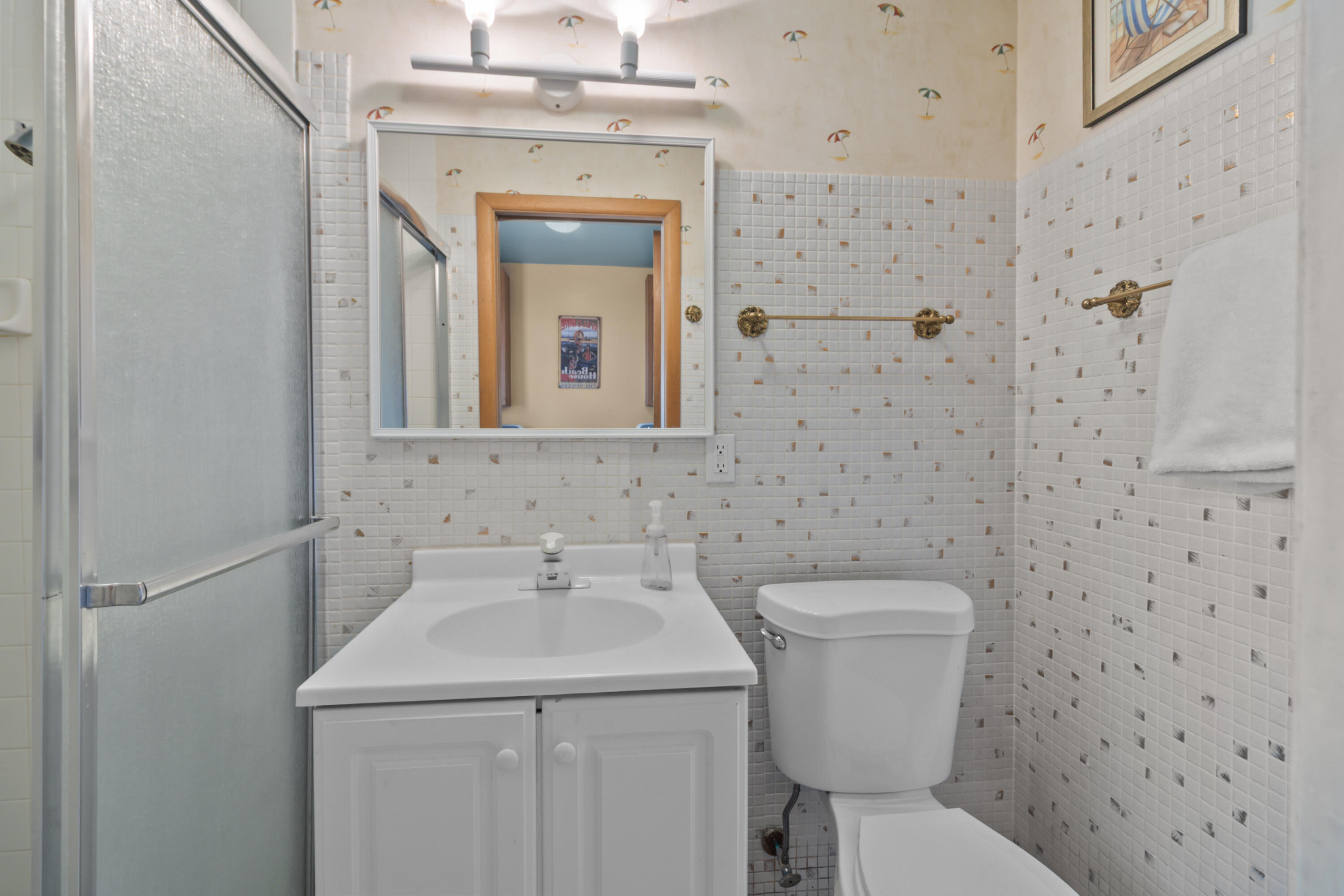 N1140 Tombeau Road Bloomfield, WI 53128 - Photo 27 of 46 Full Bath