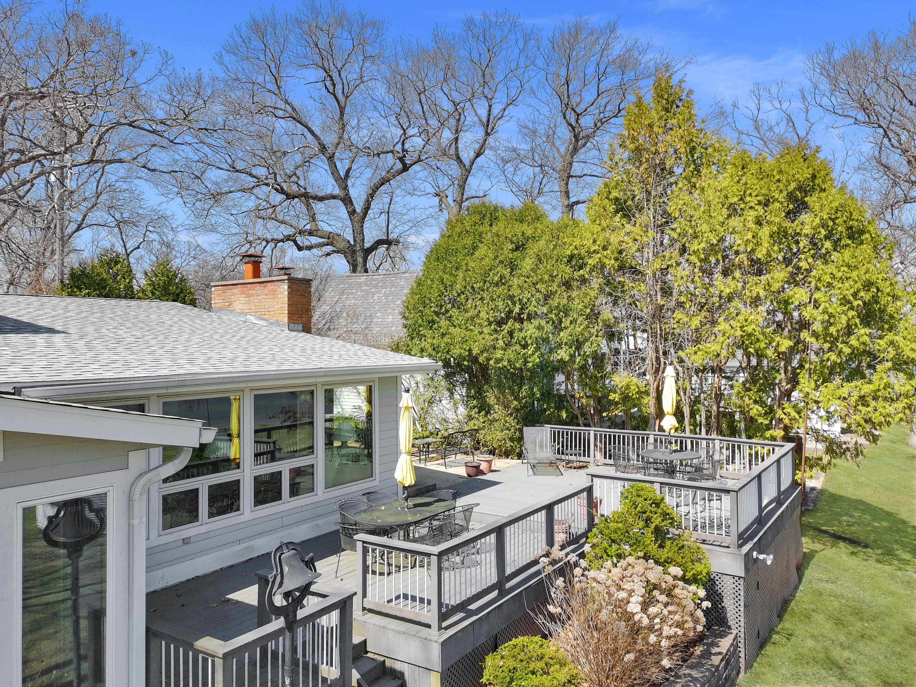 N1140 Tombeau Road Bloomfield, WI 53128 - Photo 35 of 46 Deck