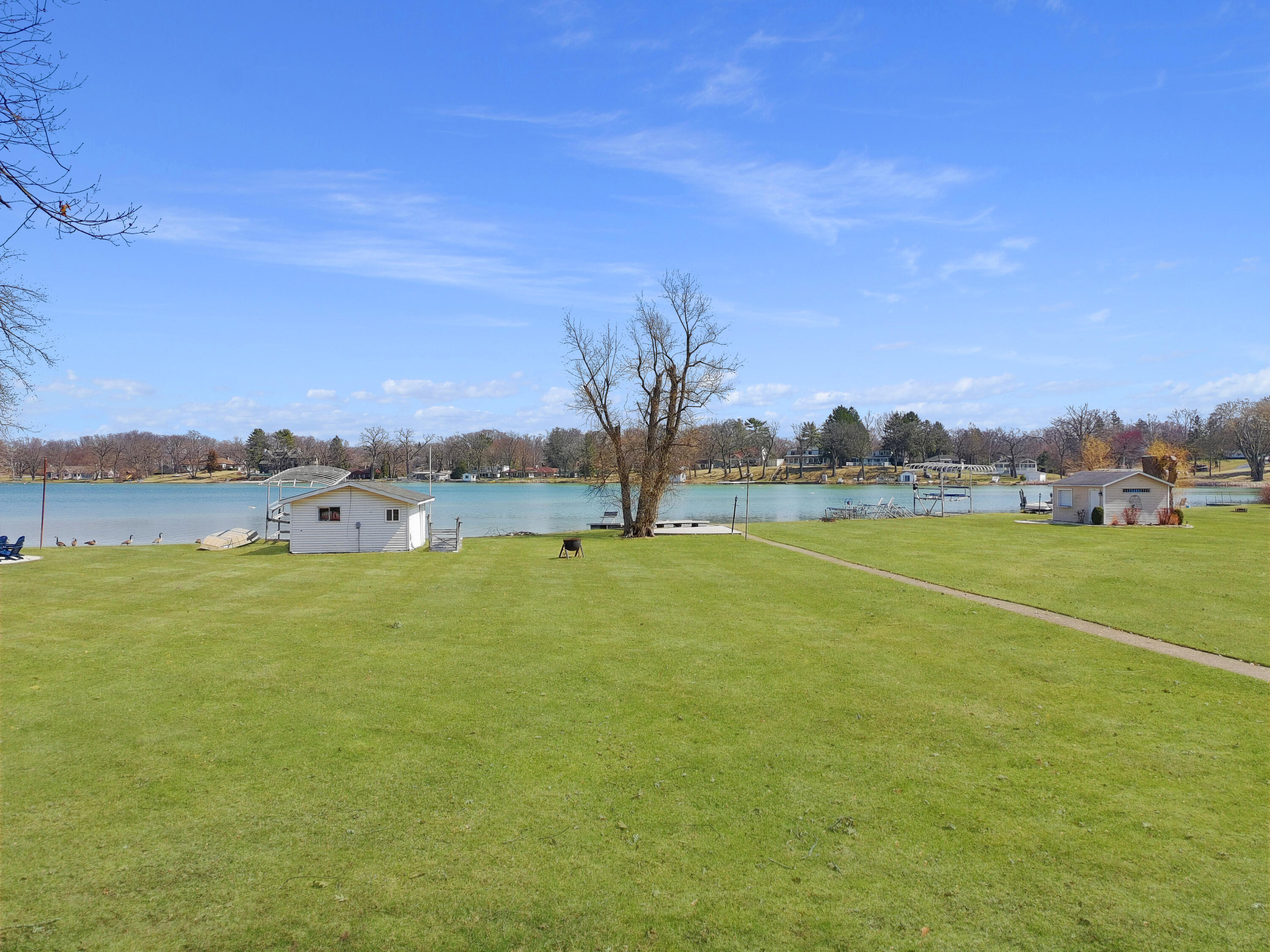 N1140 Tombeau Road Bloomfield, WI 53128 - Photo 36 of 46 Level frontage