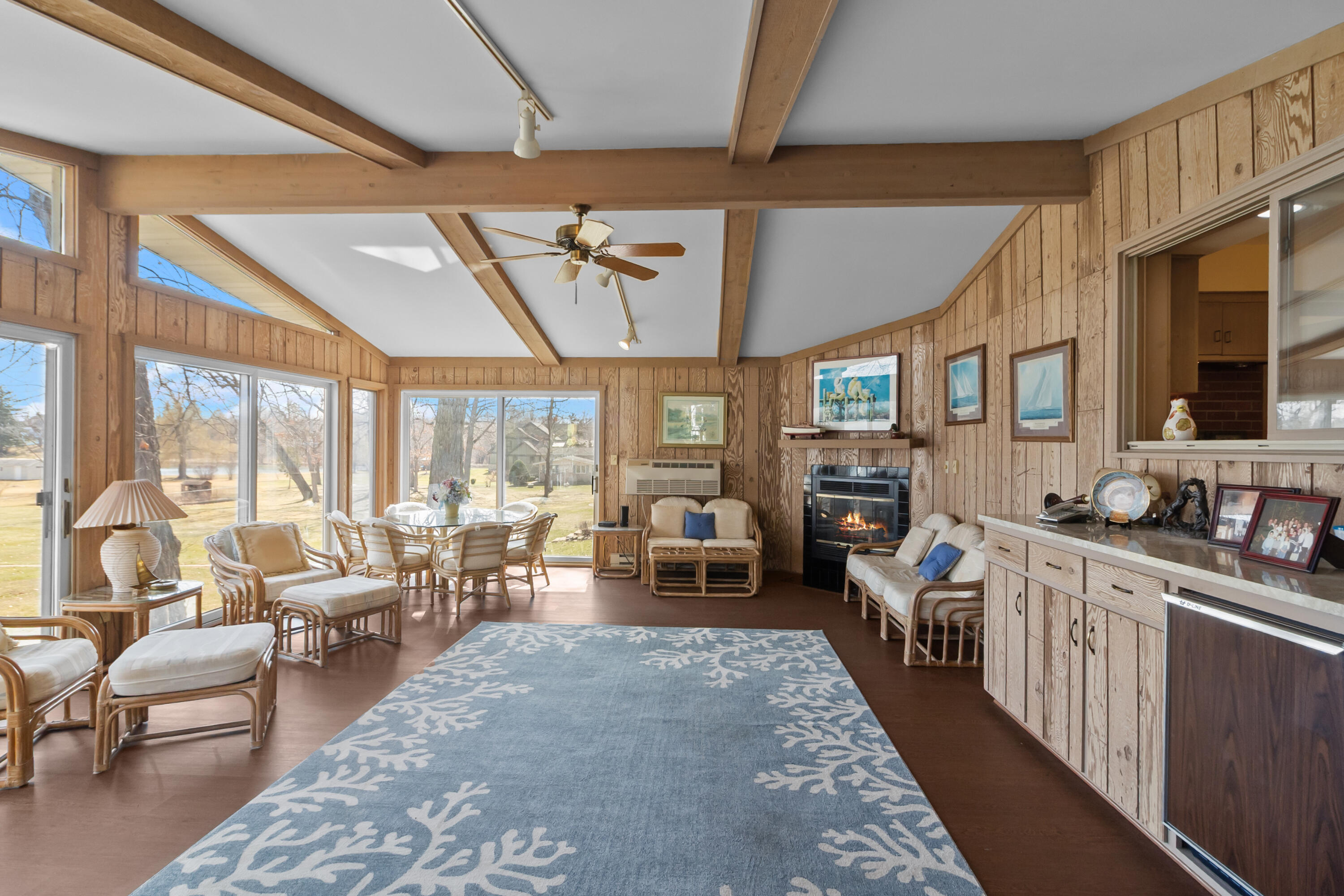 N1140 Tombeau Road Bloomfield, WI 53128 - Photo 7 of 46 Sun Room