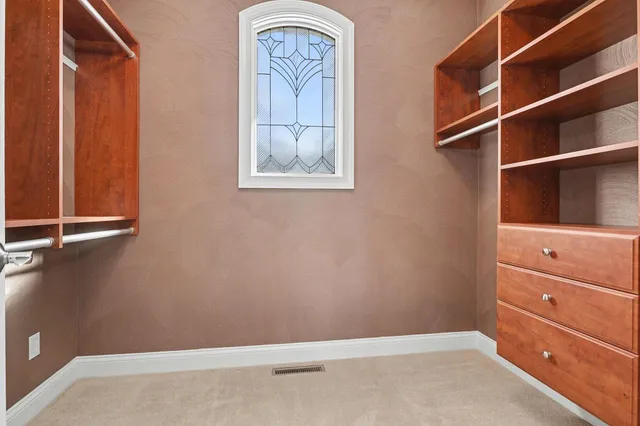 $635,000 | 318 Minges Hills Drive, Battle Creek, MI 49015