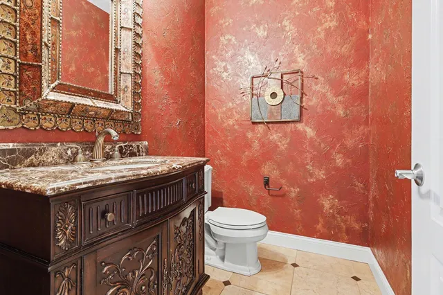 $635,000 | 318 Minges Hills Drive, Battle Creek, MI 49015