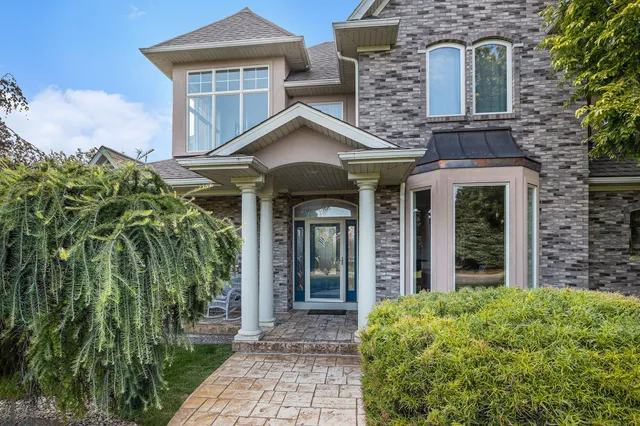 $635,000 | 318 Minges Hills Drive, Battle Creek, MI 49015