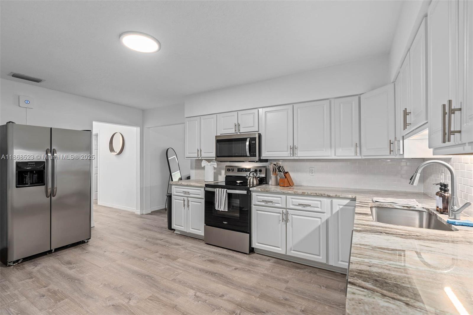 4255 Wee Street, Unit 4255 Mount Dora, FL 32757 - Photo 6 of 46