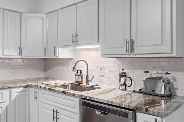 $1,800 | 4255 Wee Street, Unit 4255, Mount Dora, FL 32757