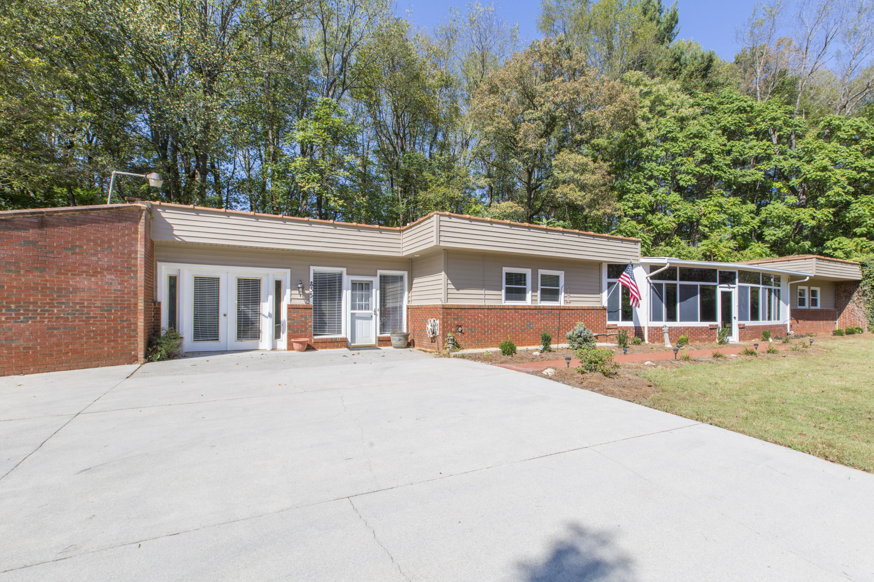 855 Brick Church Road Boones Mill, VA 24065 - Photo 11 of 45 01025