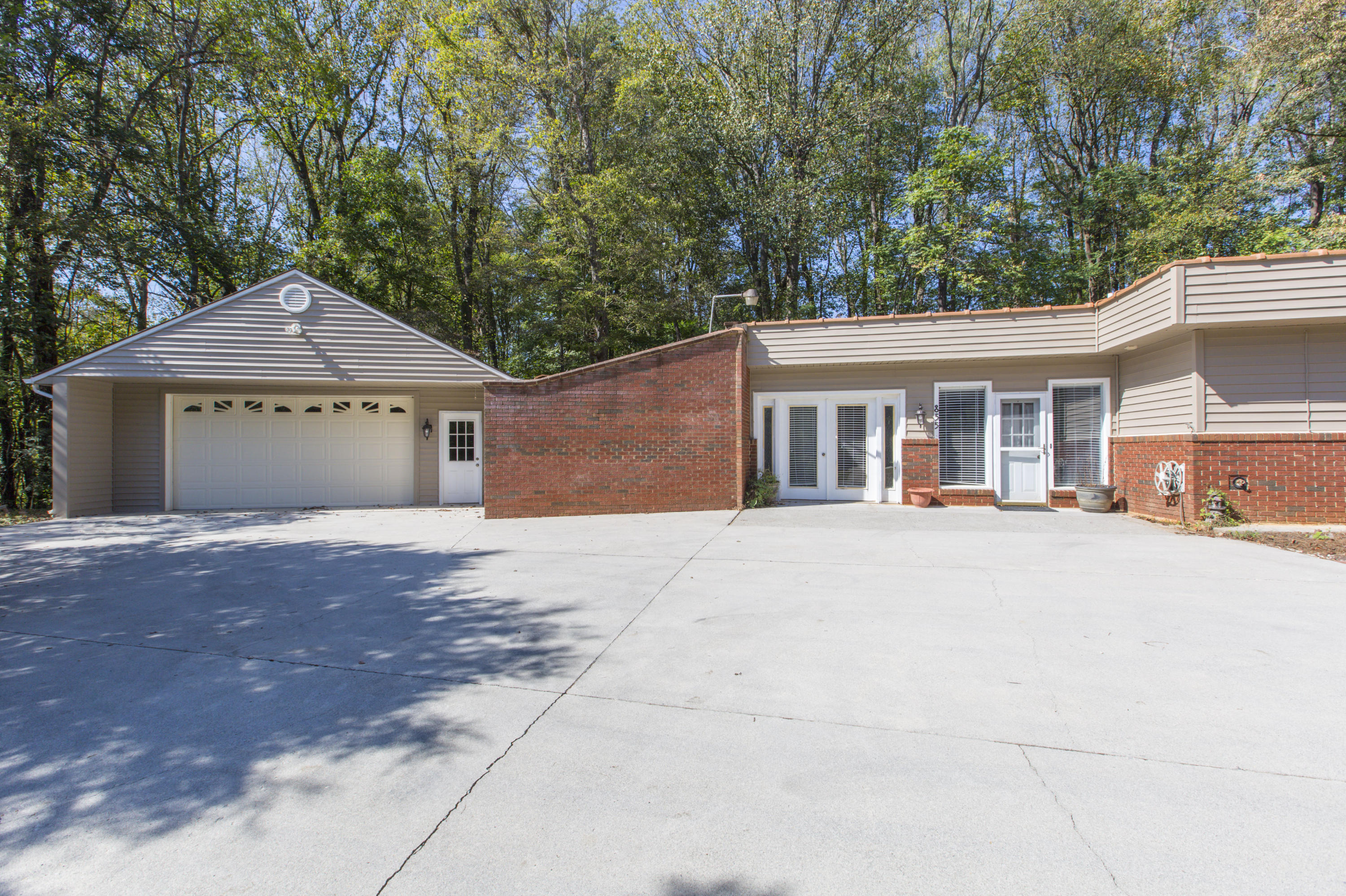 855 Brick Church Road Boones Mill, VA 24065 - Photo 10 of 45 01024