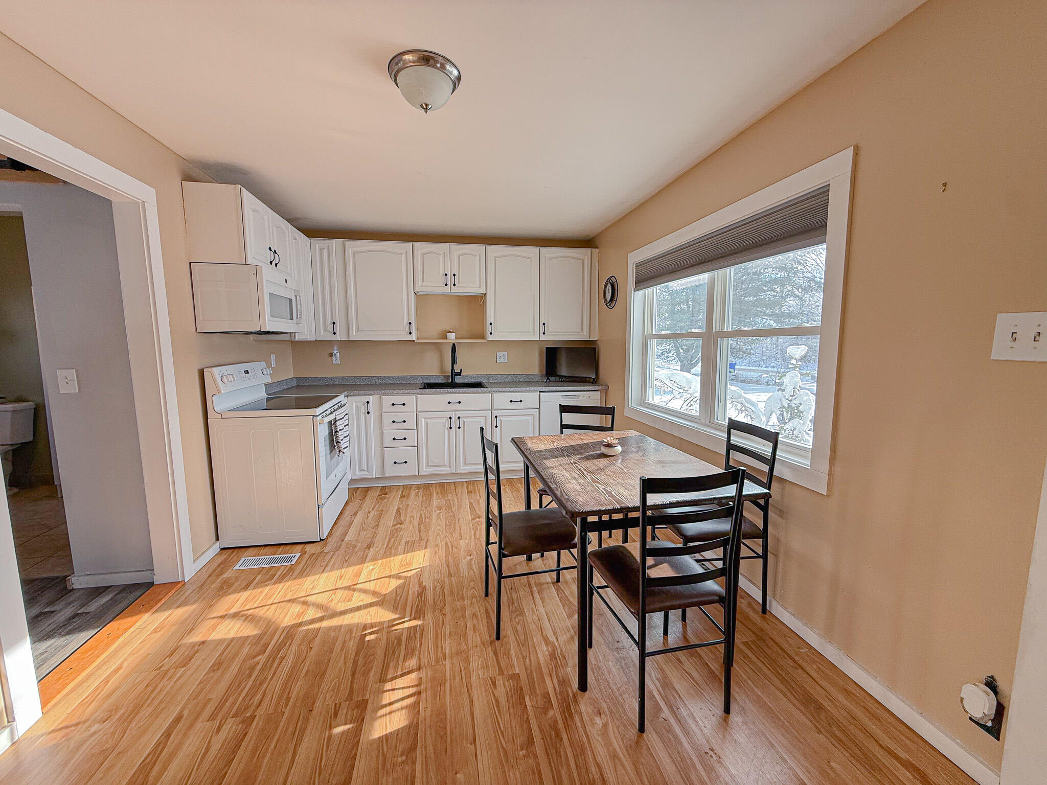 158 Wyman Road Milbridge, ME 04658 - Photo 9 of 39 Kitchen