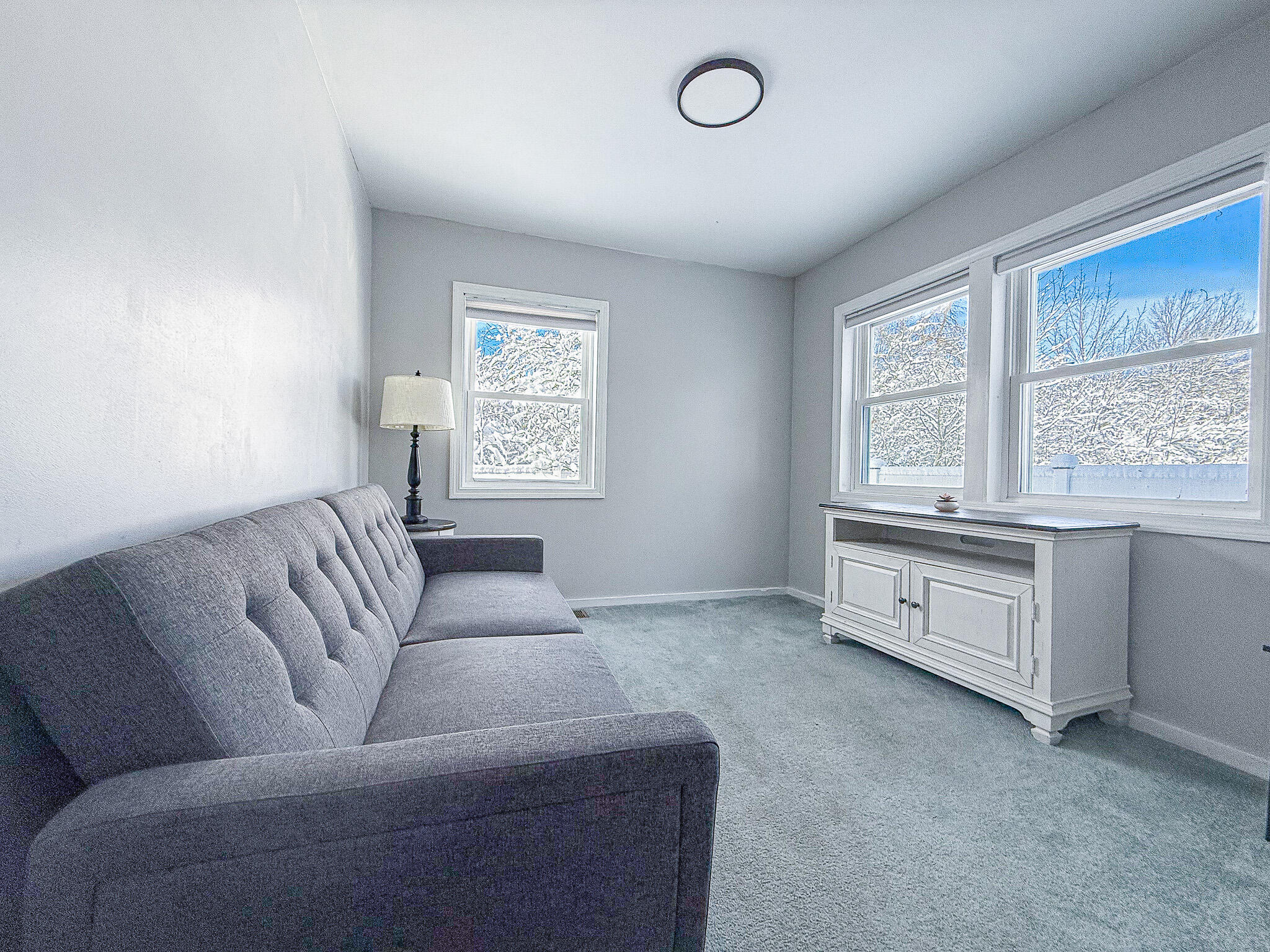 158 Wyman Road Milbridge, ME 04658 - Photo 10 of 39 Living room