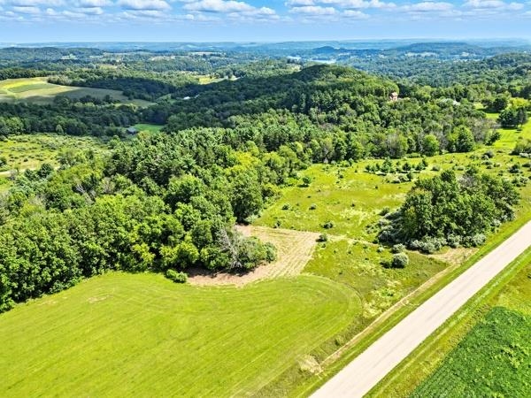 1085 Miller Road La Valle, WI 53941 - Photo 7 of 16